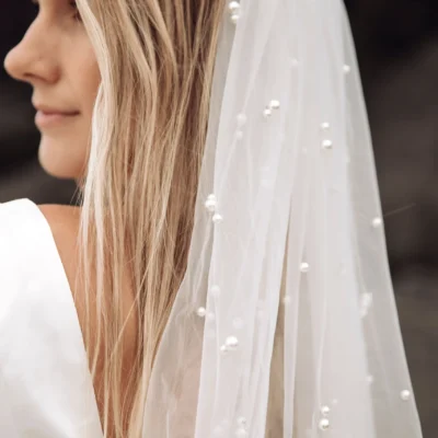 Pearl Envy Veil