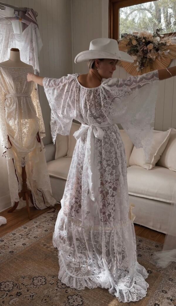 Wanderer Robe