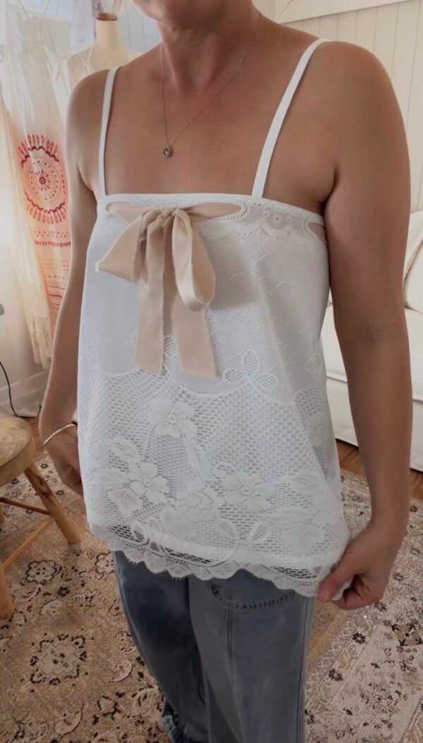 Hazel Top