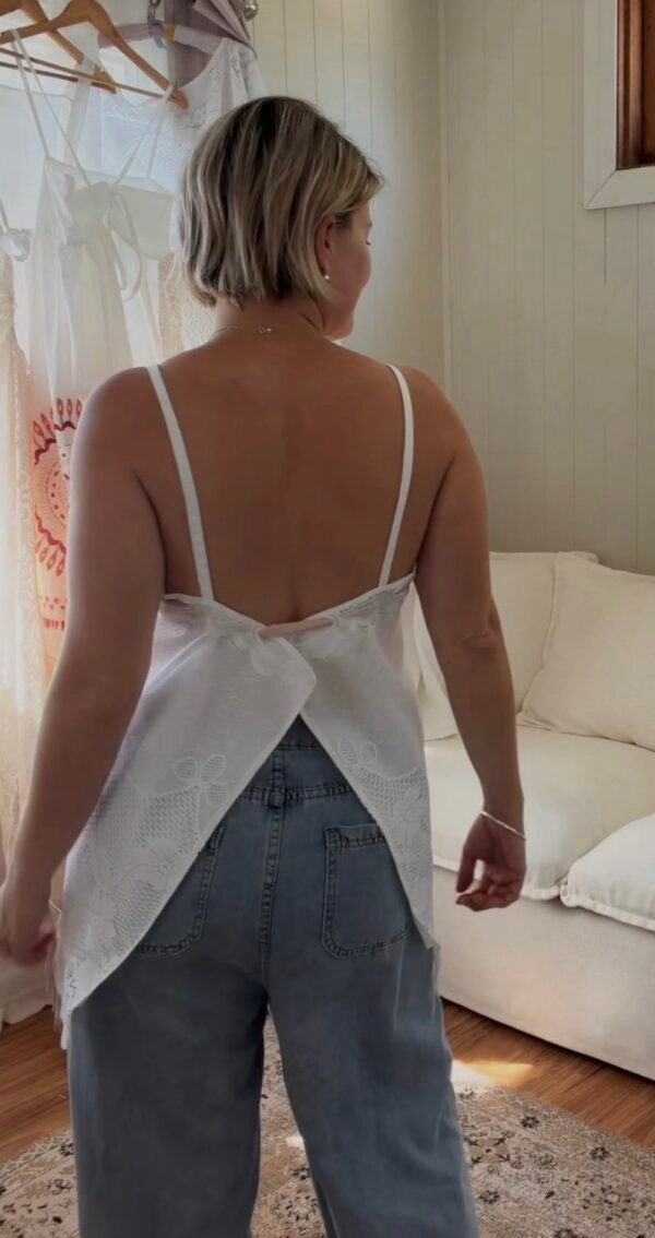 Hazel Top