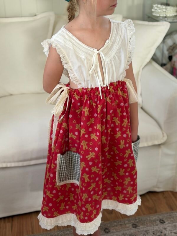 The Merry Mae Dress | Size 7–10